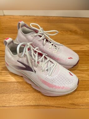 Women’s Brooks Glycerine Flex Like New!
